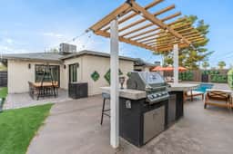 Heated Pool, Game Room & Chef's Kitchen - Image 3