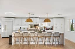 Heated Pool, Game Room & Chef's Kitchen - Image 4