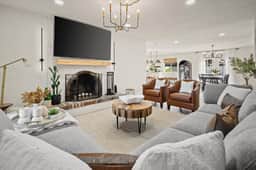 Stylish Desert Family Getaway + Pool - Image 2