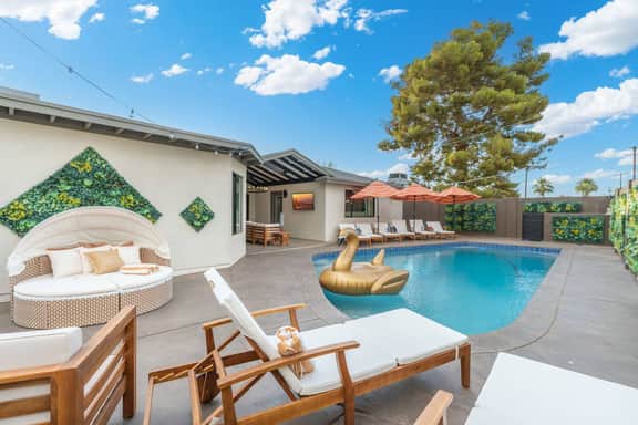 Heated Pool, Game Room & Chef's Kitchen - Image 2