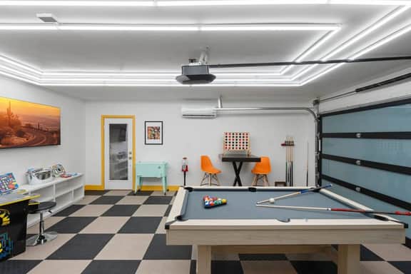 Heated Pool, Game Room & Chef's Kitchen - Image 5