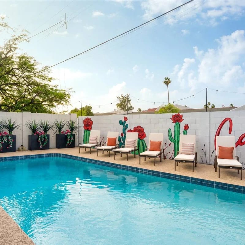 Ultimate Getaway, Pool, Hot Tub & Mini Golf